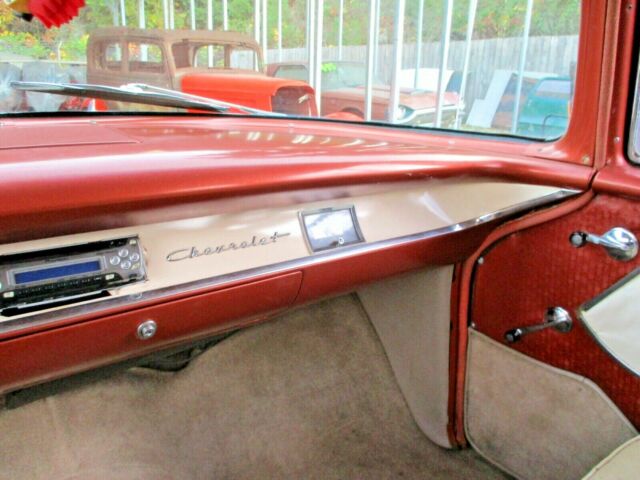 Chevrolet Bel Air/150/210 1957 image number 16