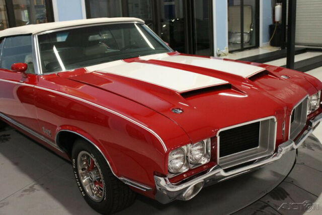 Oldsmobile Cutlass 1971 image number 9