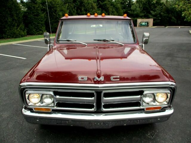 GMC Sierra 2500 1970 image number 11