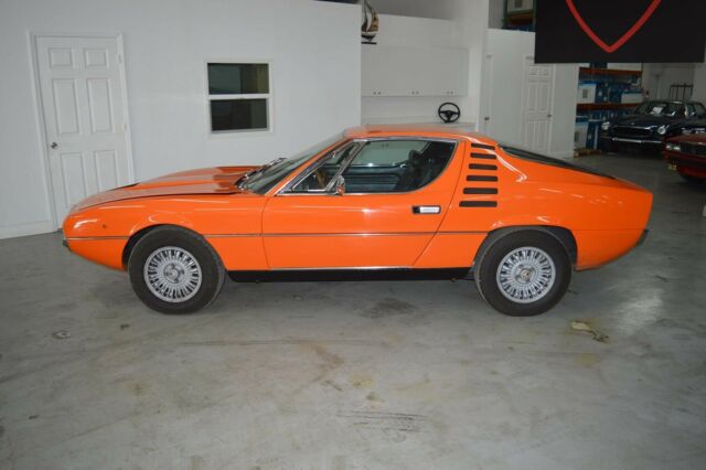 Alfa Romeo Montreal 1974 image number 32