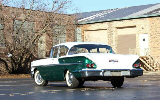 Chevrolet Bel Air/150/210 1958 image number 2