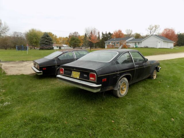 Chevrolet Vega 1975 image number 2