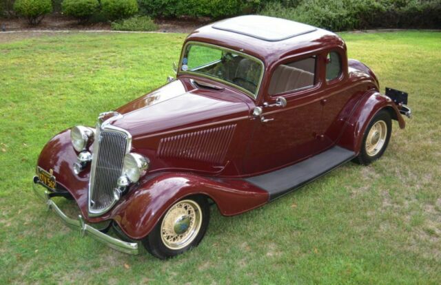 Ford Coupe Custom, Henry Ford 1934 image number 0