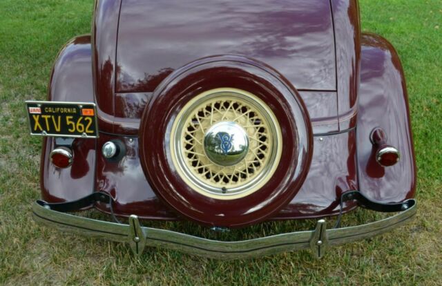 Ford Coupe Custom, Henry Ford 1934 image number 18