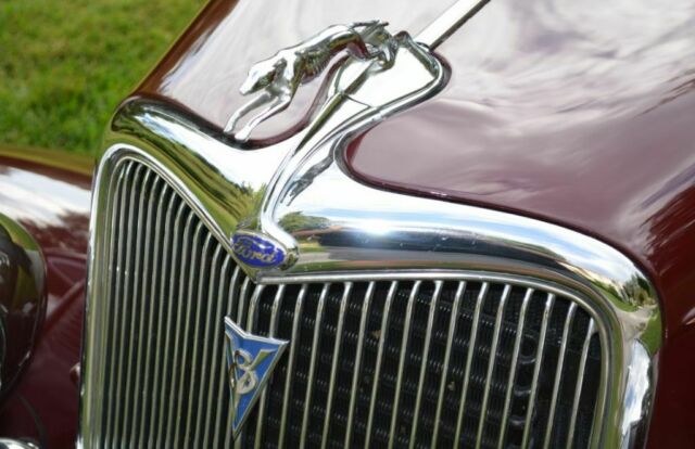 Ford Coupe Custom, Henry Ford 1934 image number 23