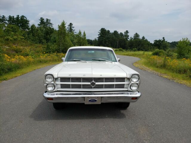 Ford Galaxie 1966 image number 15