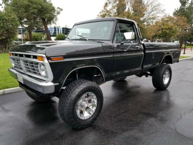 Ford F-250 1973 image number 32