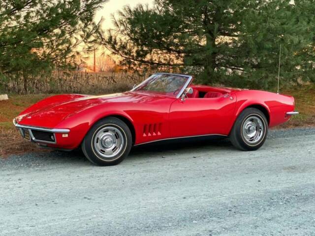 Chevrolet Corvette 1968 image number 2