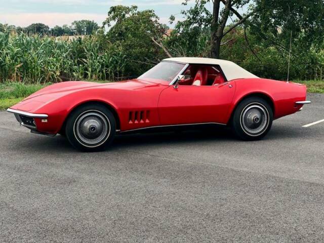 Chevrolet Corvette 1968 image number 27