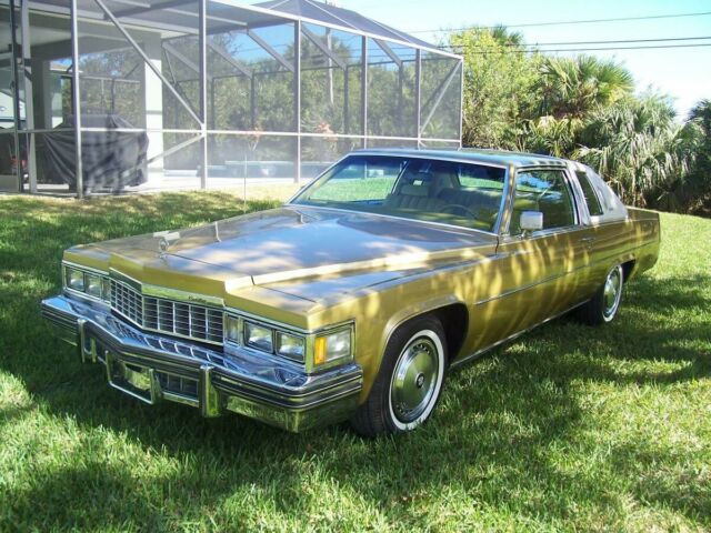 Cadillac DeVille 1977 image number 1