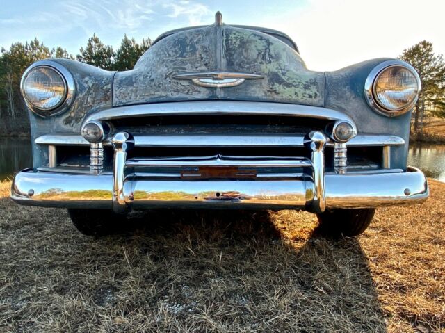 Chevrolet Deluxe 1950 image number 32