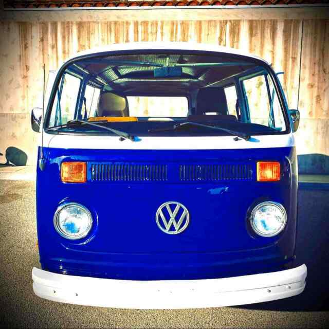 Volkswagen Microbus 1978 image number 15