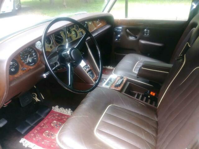 Rolls-Royce Silver Shadow 1976 image number 19