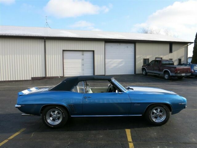 Chevrolet Camaro Convertible, 1969 image number 11