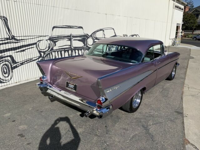 Chevrolet Bel Air/150/210 1957 image number 12