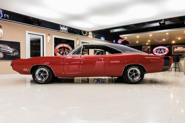 Dodge Charger 1970 image number 14