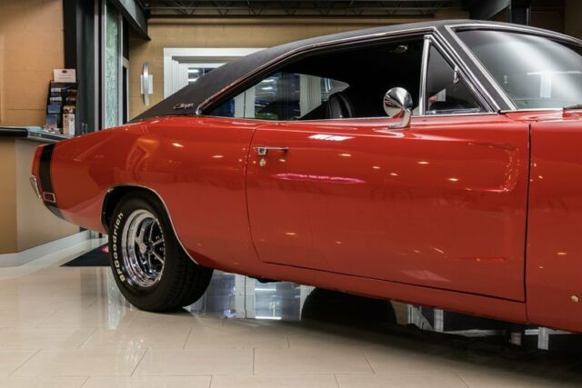 Dodge Charger 1970 image number 17