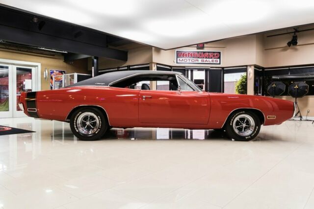 Dodge Charger 1970 image number 31