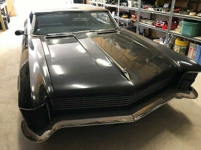 Buick Riviera 1965 image number 2