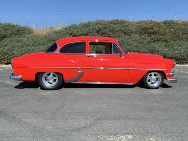 Chevrolet Bel Air/150/210 1954 image number 13