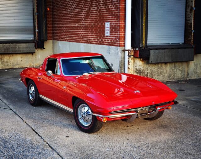 Chevrolet Corvette 1964 image number 24