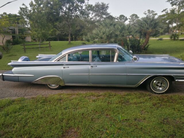 Oldsmobile Ninety-Eight 1959 image number 5