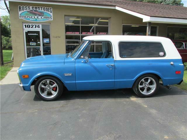 GMC Jimmy 1972 image number 33