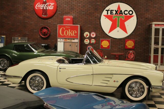 Chevrolet Corvette 1959 image number 20