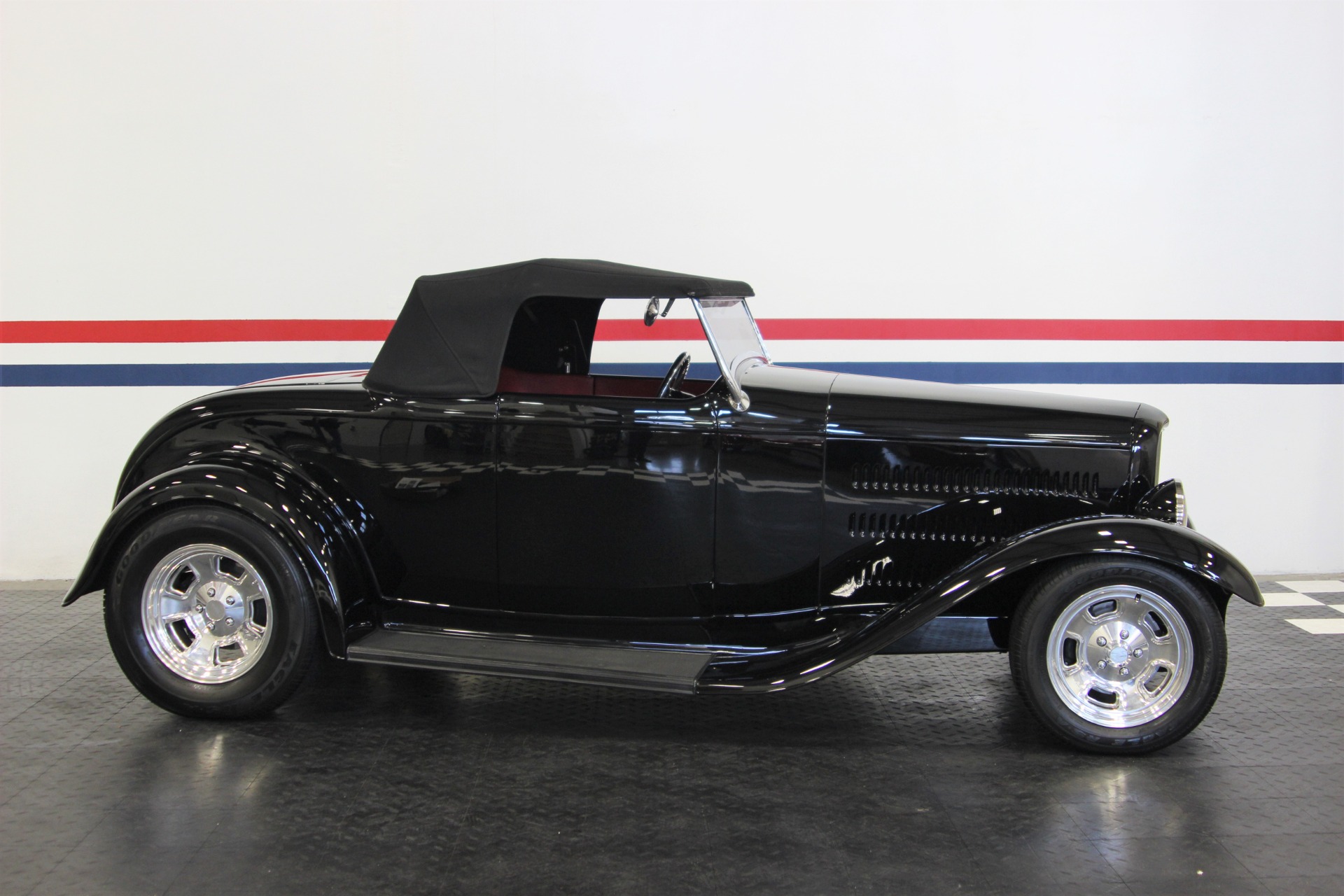 Ford Roadster 1932 image number 36