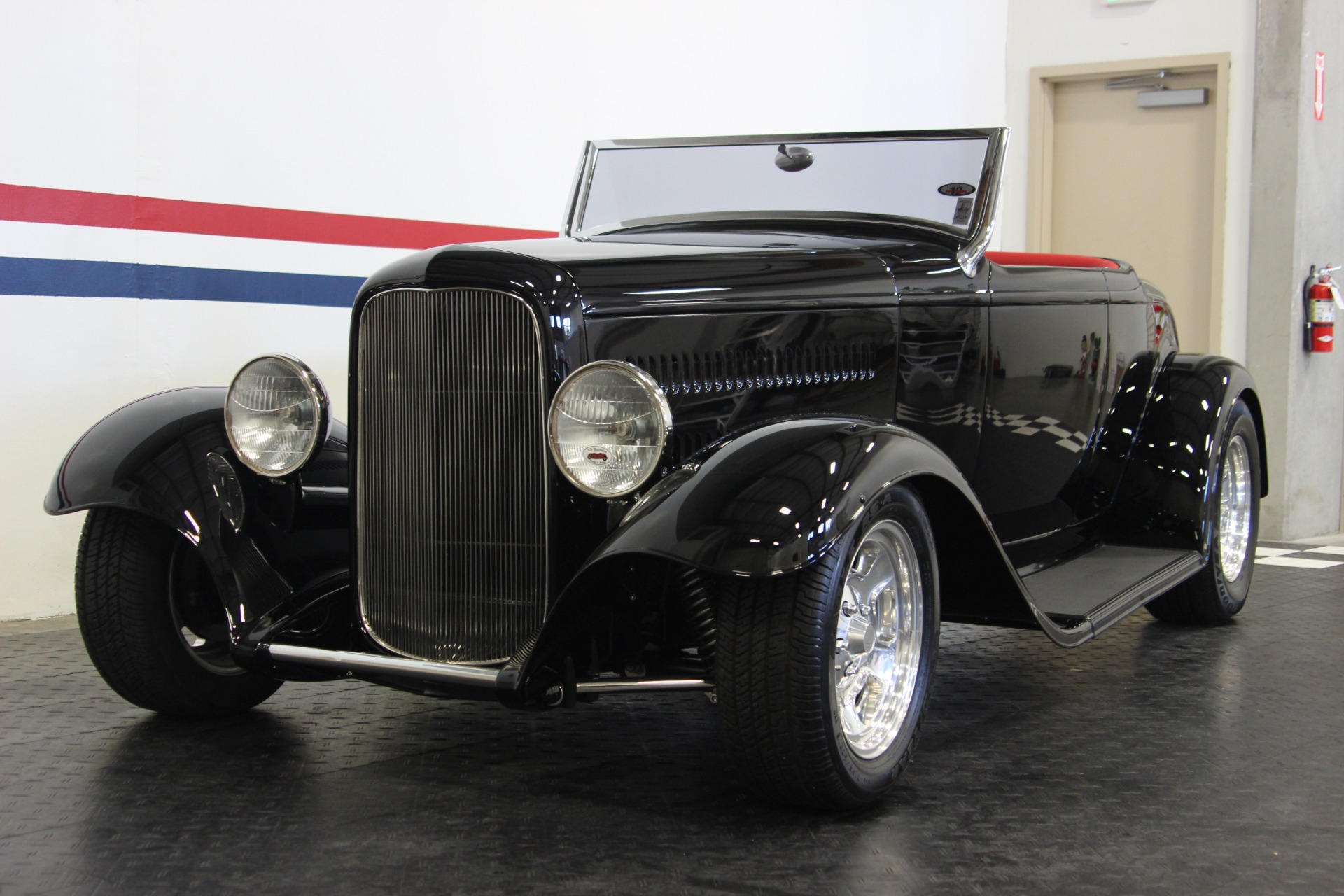 Ford Roadster 1932 image number 8