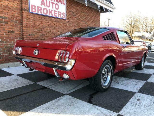 Ford Mustang 1966 image number 2