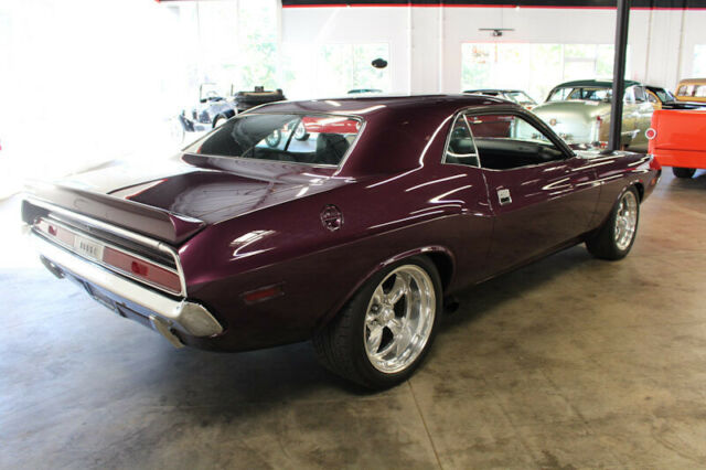 Dodge Challenger 1970 image number 12