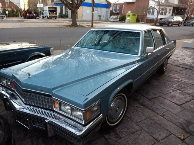 Cadillac DeVille 1978 image number 0