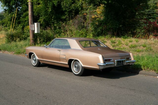 Buick Riviera 1964 image number 27