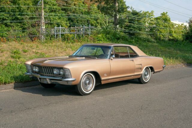 Buick Riviera 1964 image number 29