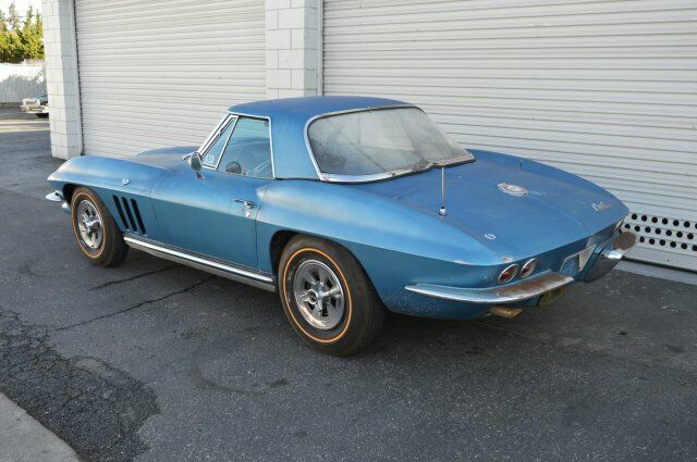 Chevrolet Corvette 1965 image number 40