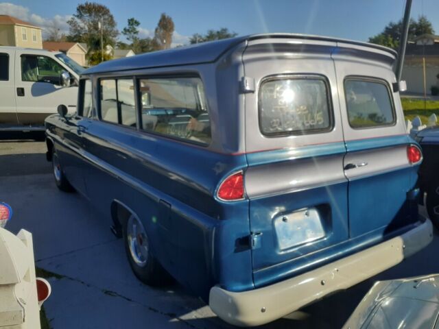 GMC Suburban 1963 image number 21