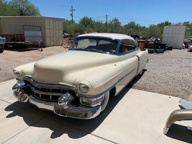 Cadillac DeVille 1953 image number 0