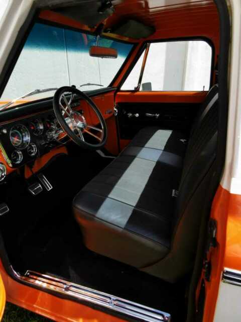 Chevrolet Truck 1971 image number 9