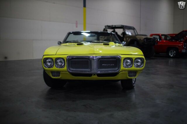 Pontiac Firebird 1969 image number 3