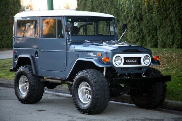 Toyota Land Cruiser 1972 image number 32