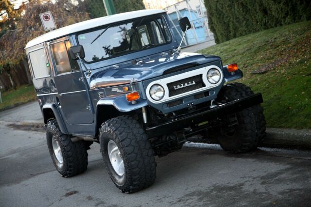 Toyota Land Cruiser 1972 image number 33