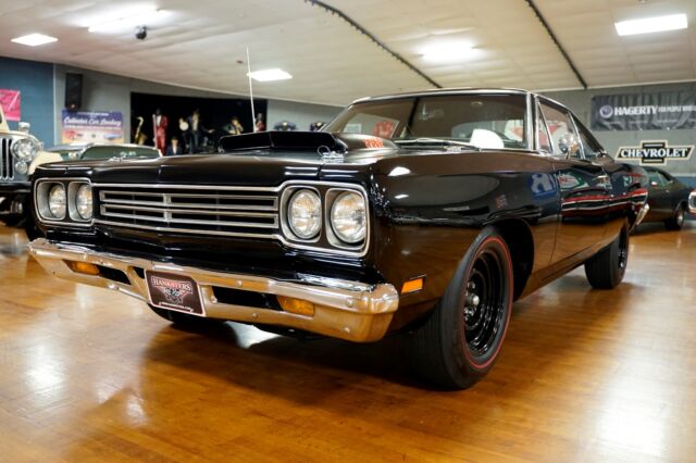 Plymouth Road Runner 1969 image number 20