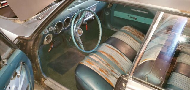 Chevrolet Corvair 1965 image number 30