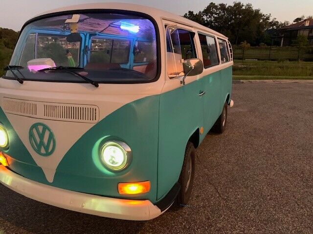 Volkswagen Bus/Vanagon 1969 image number 21