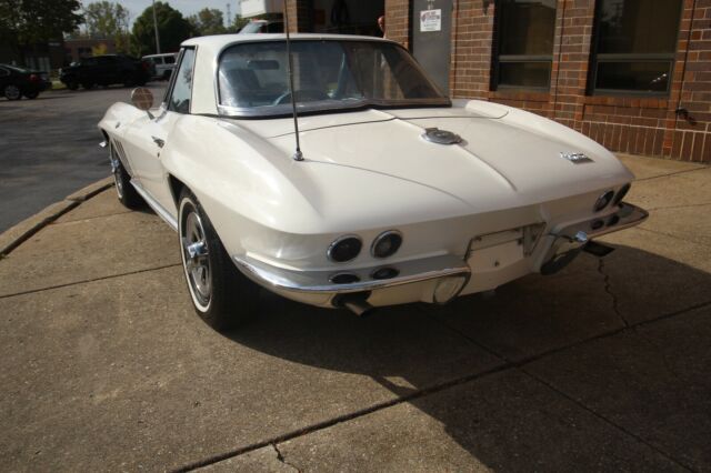 Chevrolet Corvette 1966 image number 3