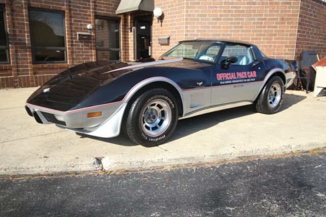 Chevrolet Corvette 1978 image number 0