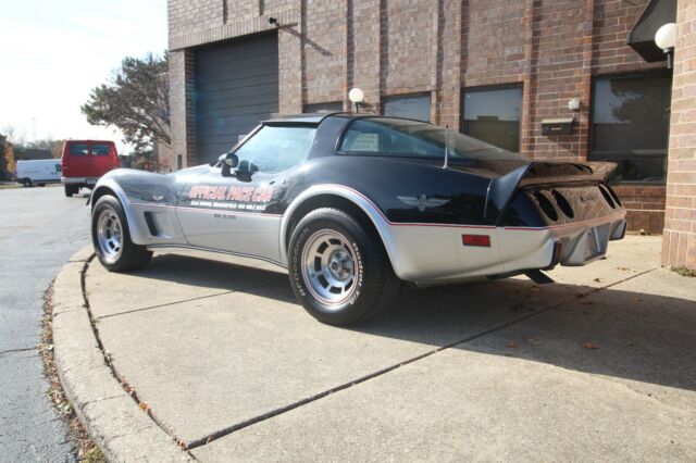 Chevrolet Corvette 1978 image number 2