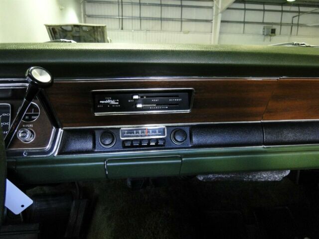 Plymouth Valiant Scamp 1972 image number 46