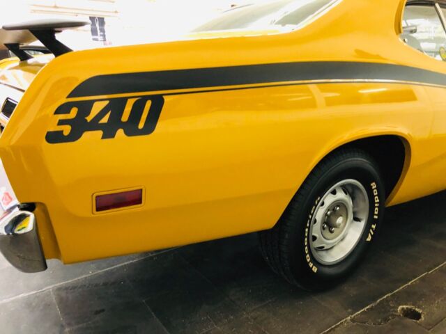 Plymouth Duster 1971 image number 39